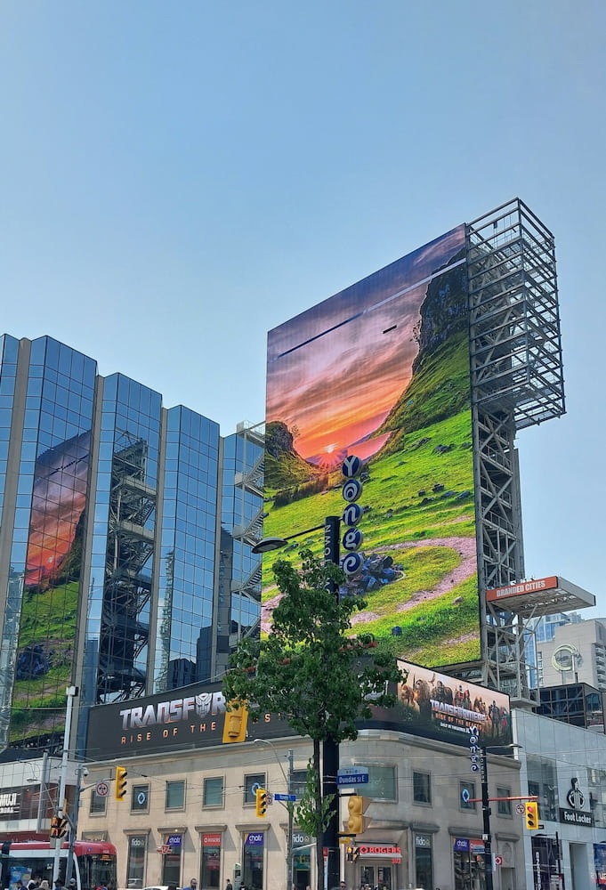 Yonge-Dundas Square & Eaton Centre