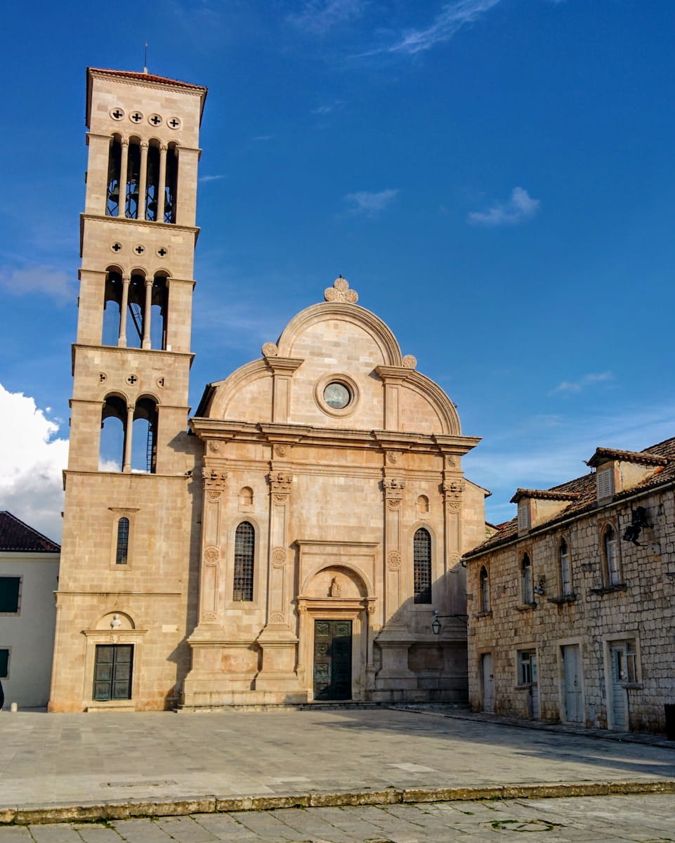 Ciudad de Hvar, Catedral de San Esteban