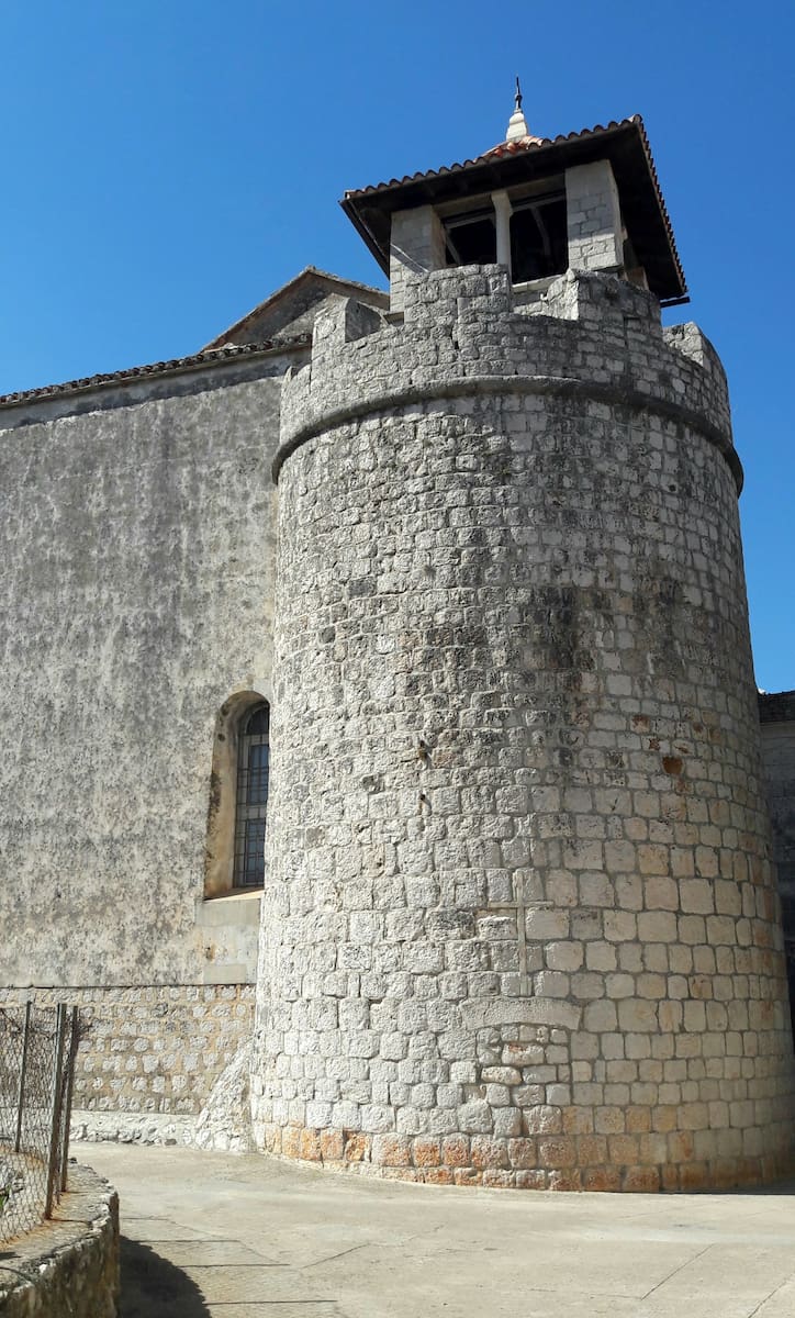 Vrboska, Iglesia de San Lorenzo