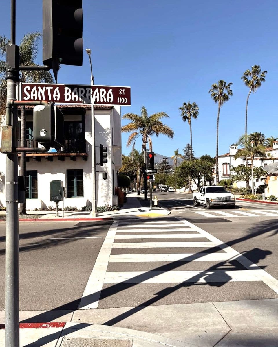 Downtown Santa Barbara Downtown Santa Barbara