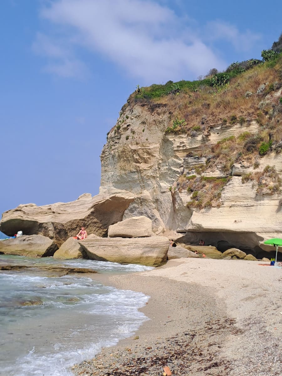 Spiaggia U Sapuni Tropea 3